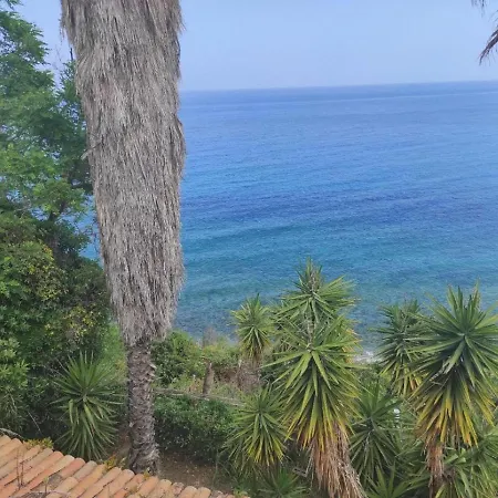 Apartment Inviting In Sant Irene Torre Vecchia With Garden